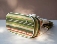 Cargar imagen en el visor de la galería, Stripes Handbag
